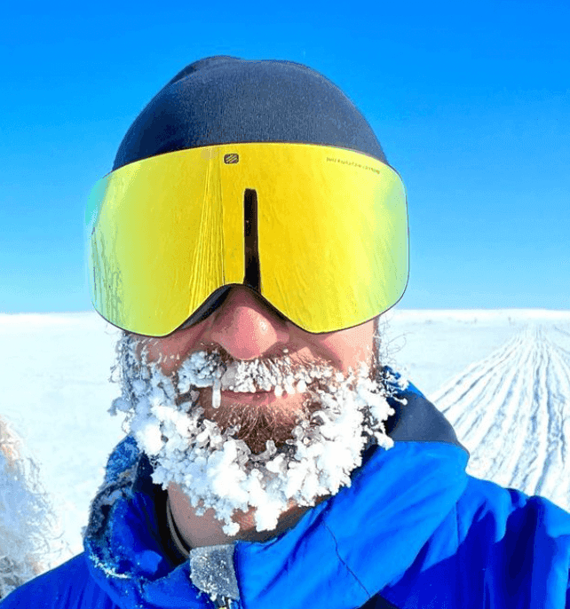 Jonathan Labarre, aventurier et conférencier : « L'aventure, c'est la promesse du <blue> plaisir dans l'inconfort </blue> »