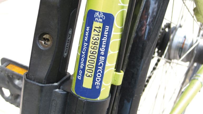 Gravure vélo : Pourquoi et commenter faire marquer son vélo pour le retrouver en cas de vol