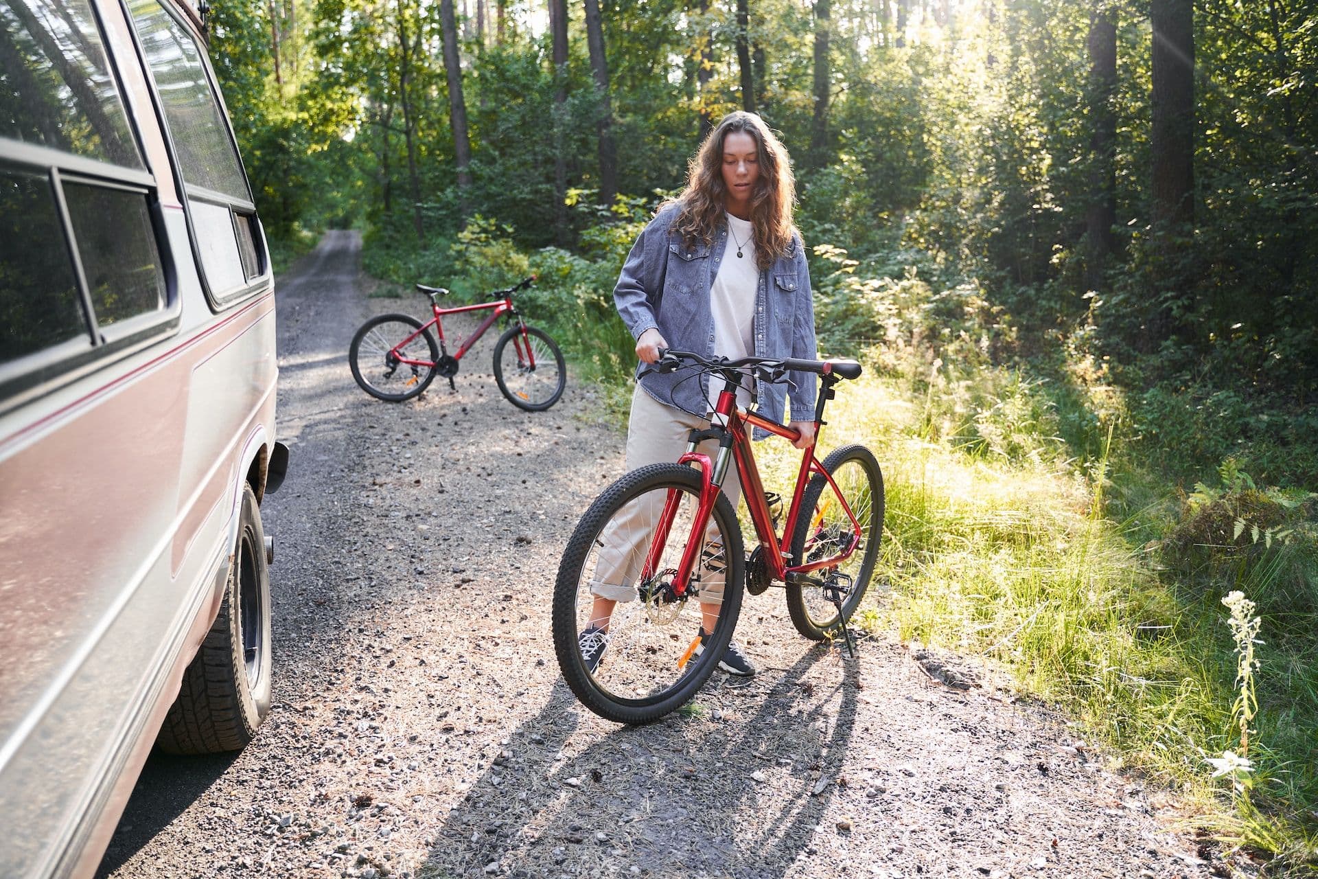 Se lancer dans <blue>la randonnée à vélo</blue> : Les conseils de Lokki